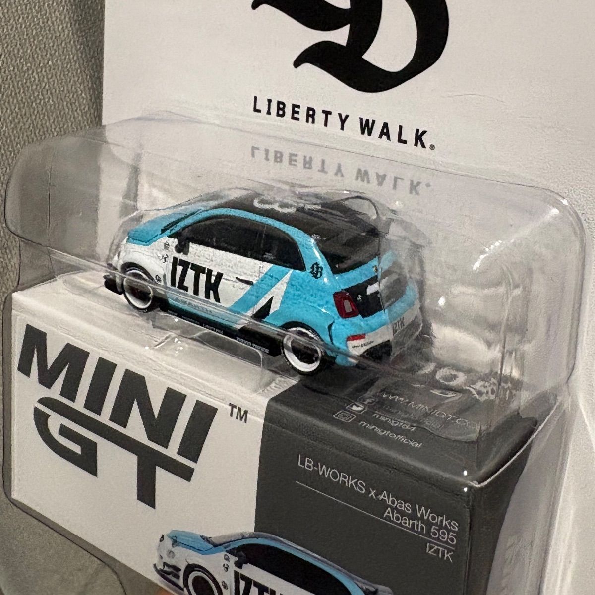 MINIGT #1051 LB-WORKS x Abas Works IZTK アバルト595 - メルカリ