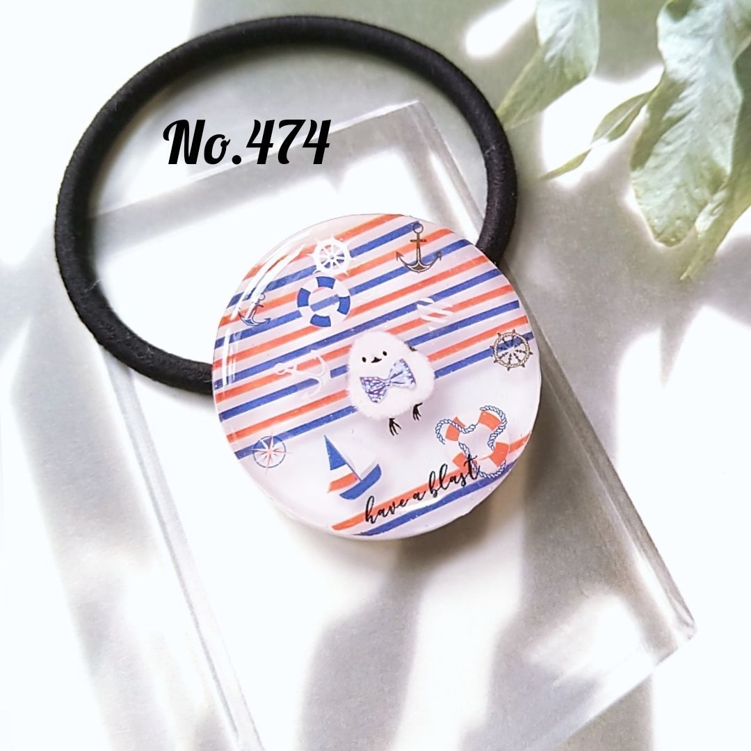 No.834　レジン ヘアゴム キーホルダー ピンバッジ 猫ねこ月ビジュー No.834 レジン ヘアゴム キーホルダー ピンバッジ 猫ねこ月ビジュー No