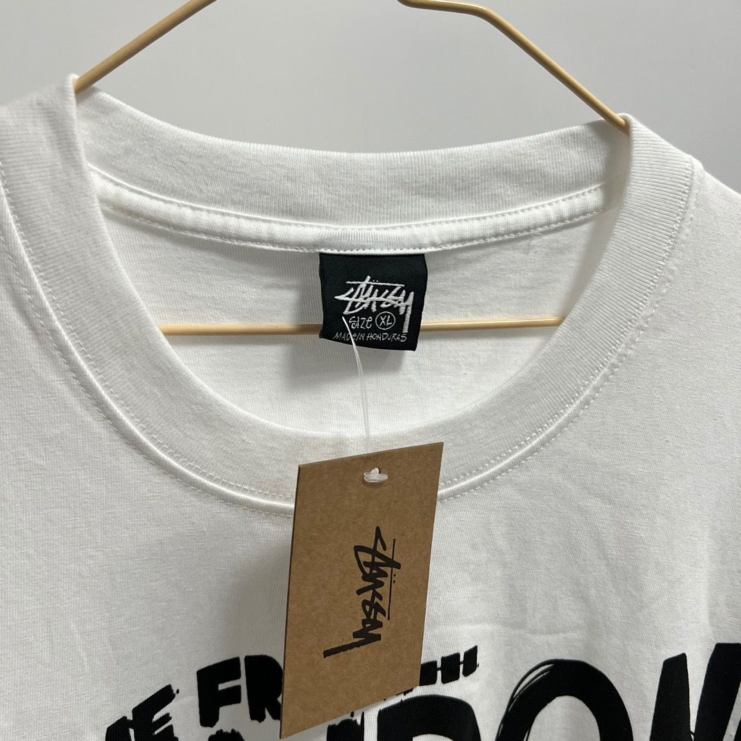 Stussy ロンドンパロディコラボアイテム 男女兼用　ホワイトブラック