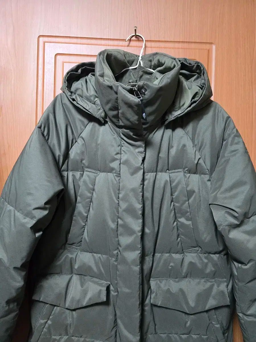 THE NORTH FACE ザノースフェイス カーキ色 ロング ダウン