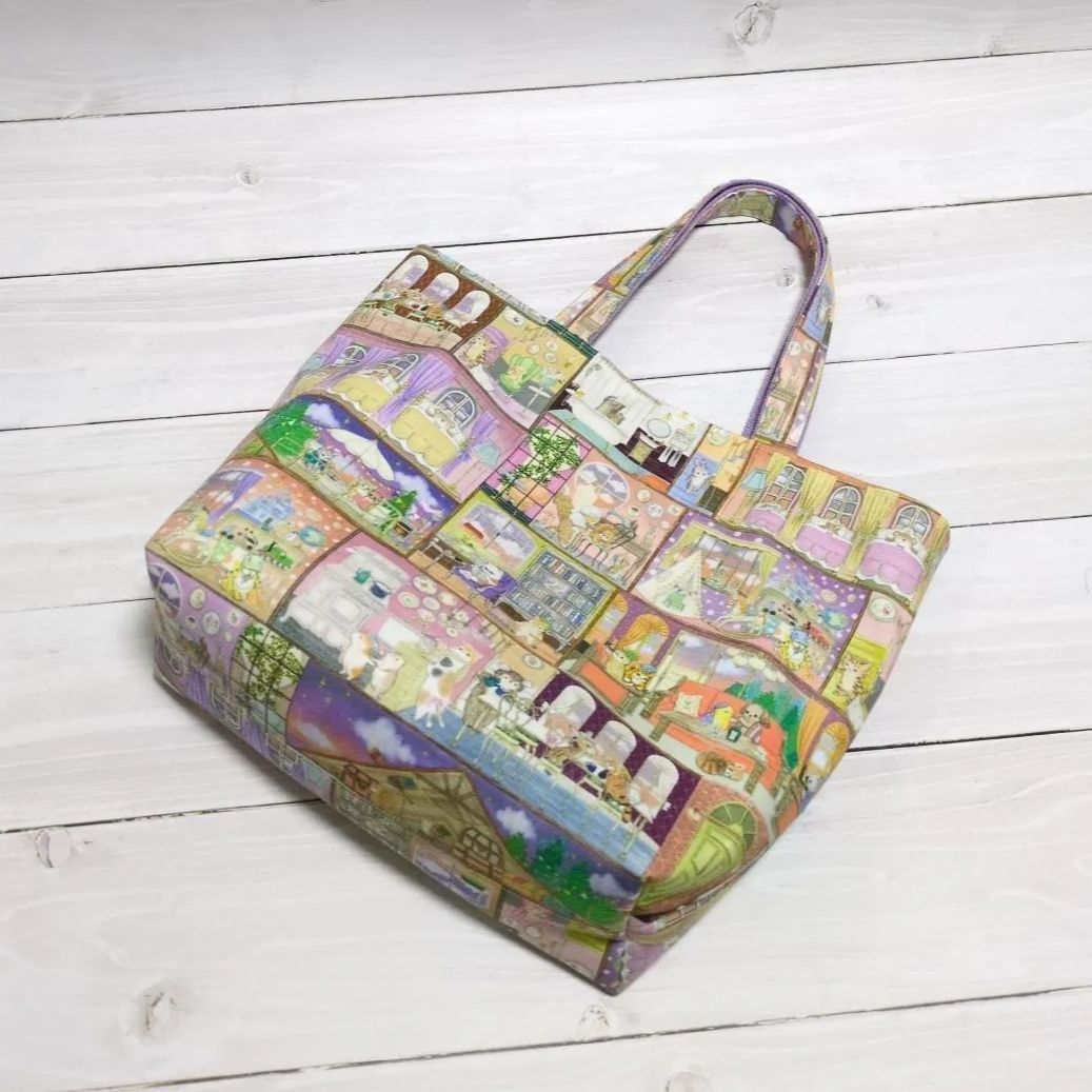 ユキエモン☆お散歩トートバッグ（ラビリンスハウス） - メルカリ 