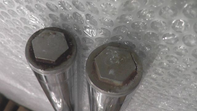 クリアランスセール中！ バリオス ZR250A-022xxx の フロントフォーク 1758863897