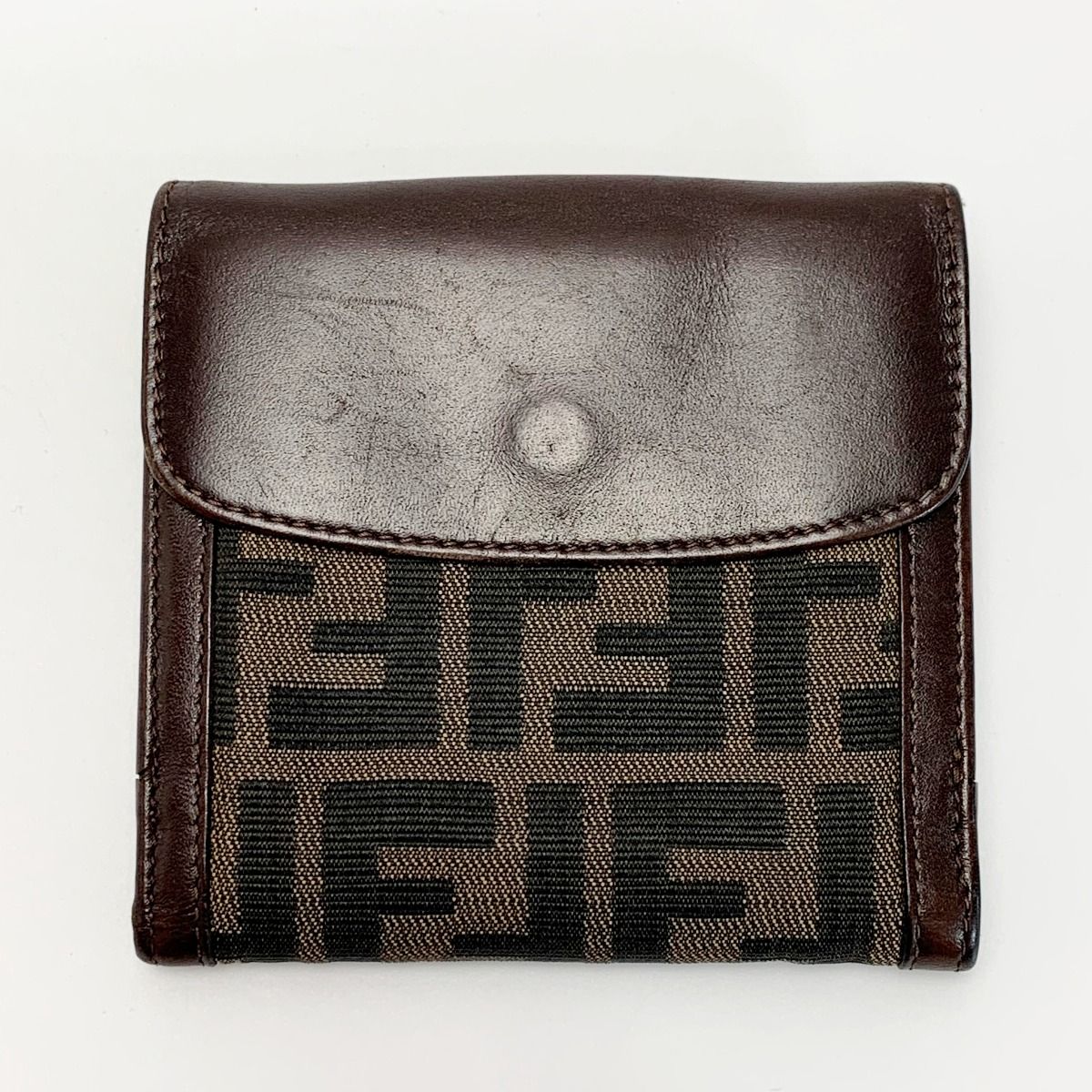 FENDI フェンディ ズッカ柄 Wホック キャンバス レザー 2つ折り