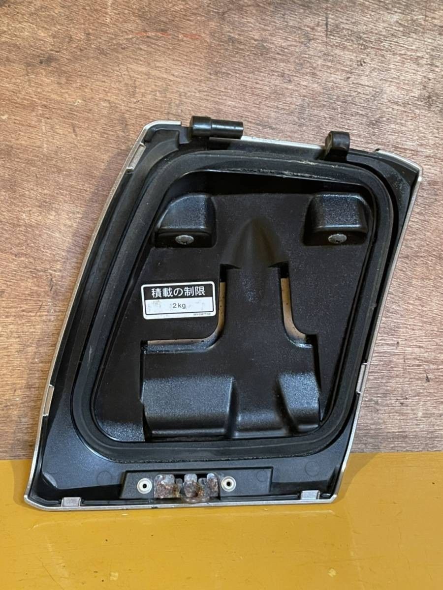 全国送料無料】CP02651 マジェスティ250 SG20Jグローブボックス 蓋