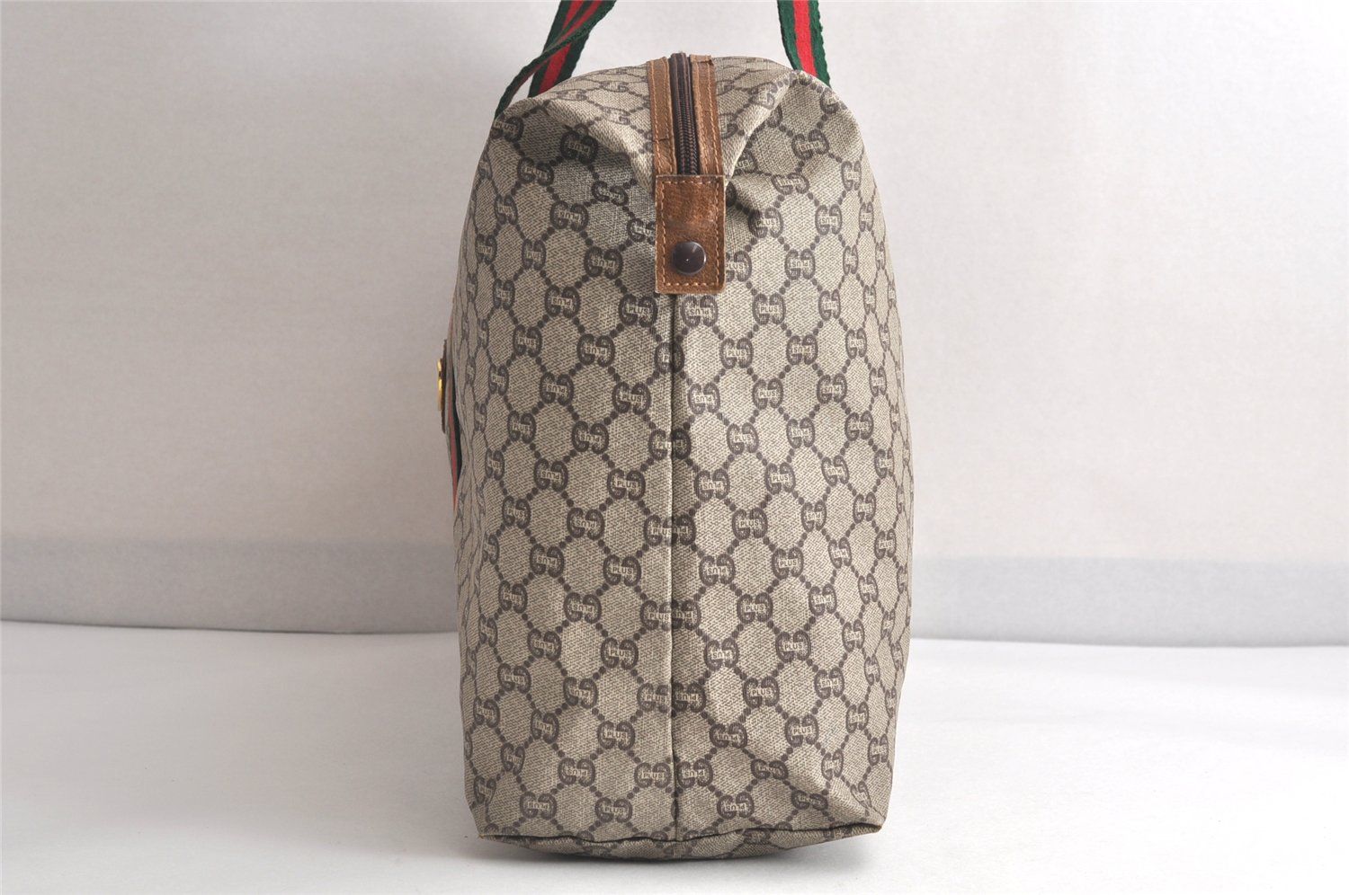 トラベルボストンバッグ