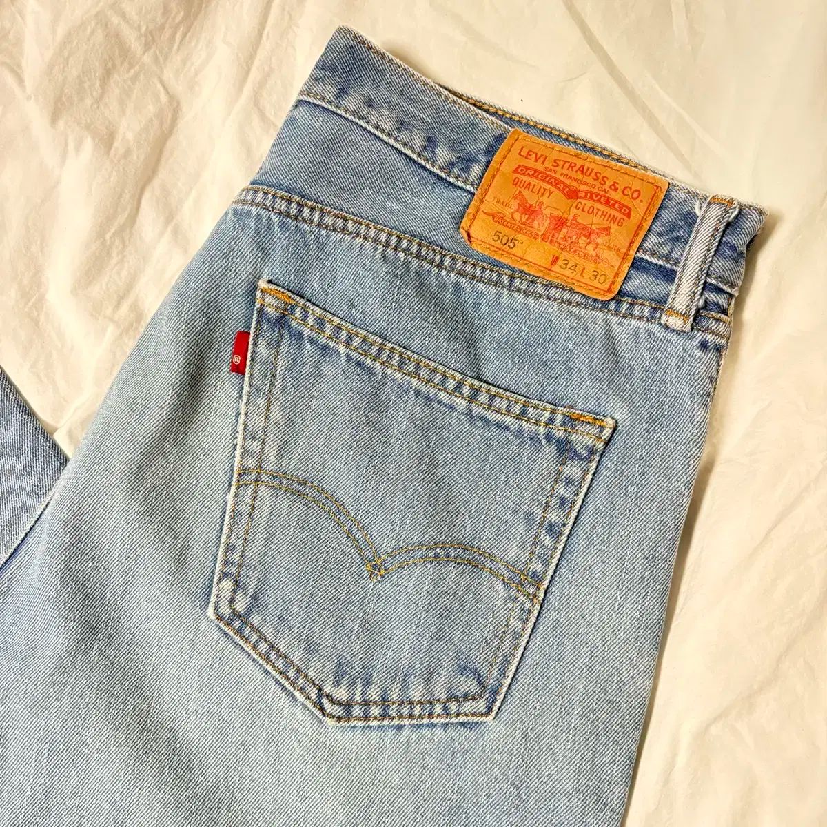 34x30 LEVI