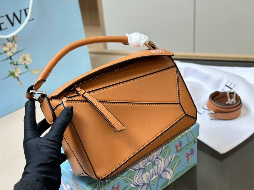 新品 LOEWE パズルバッグミニ イエロー