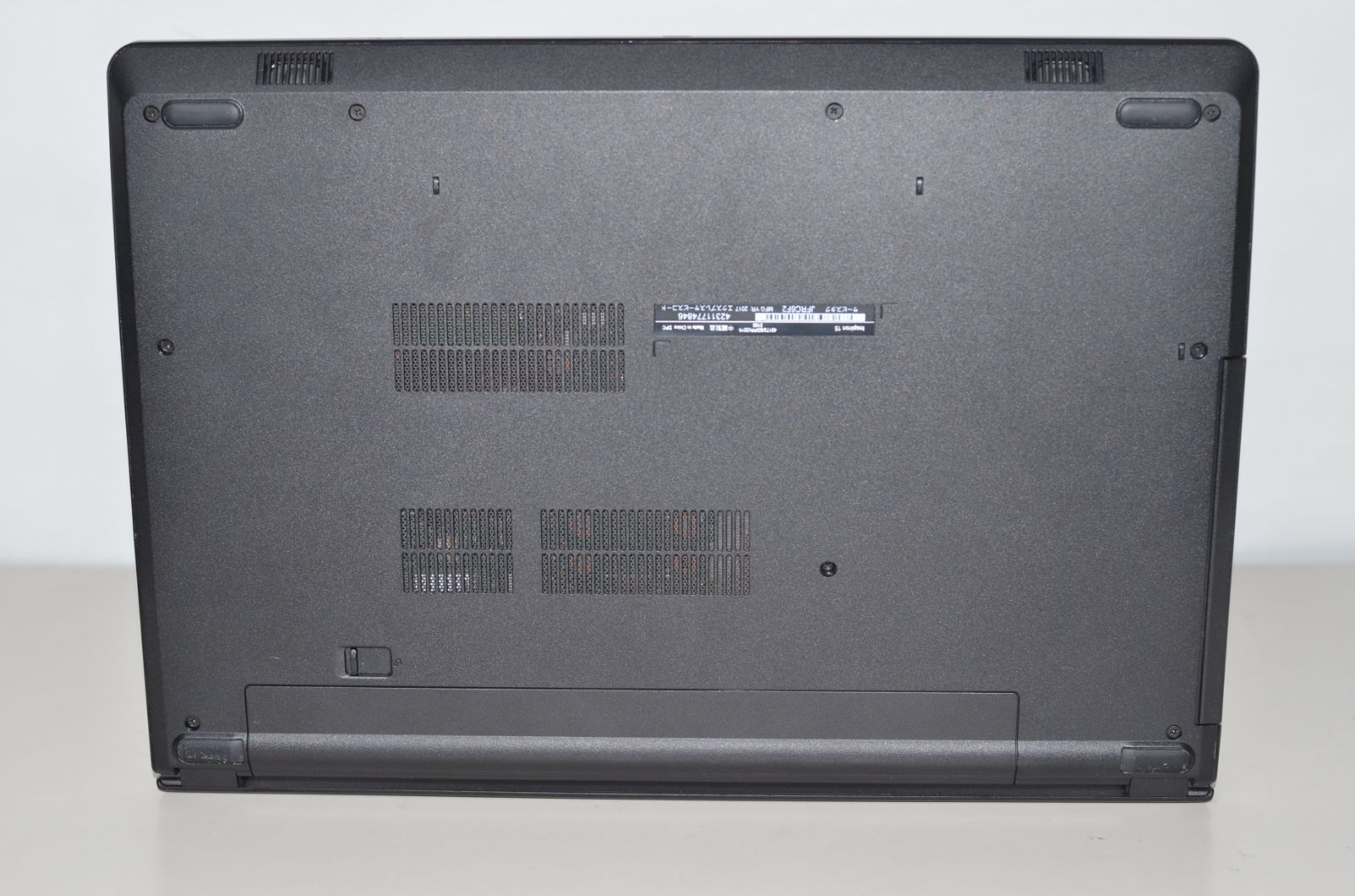 中古ノートパソコン DELL Inspiron 15-3567 Windows11+office
