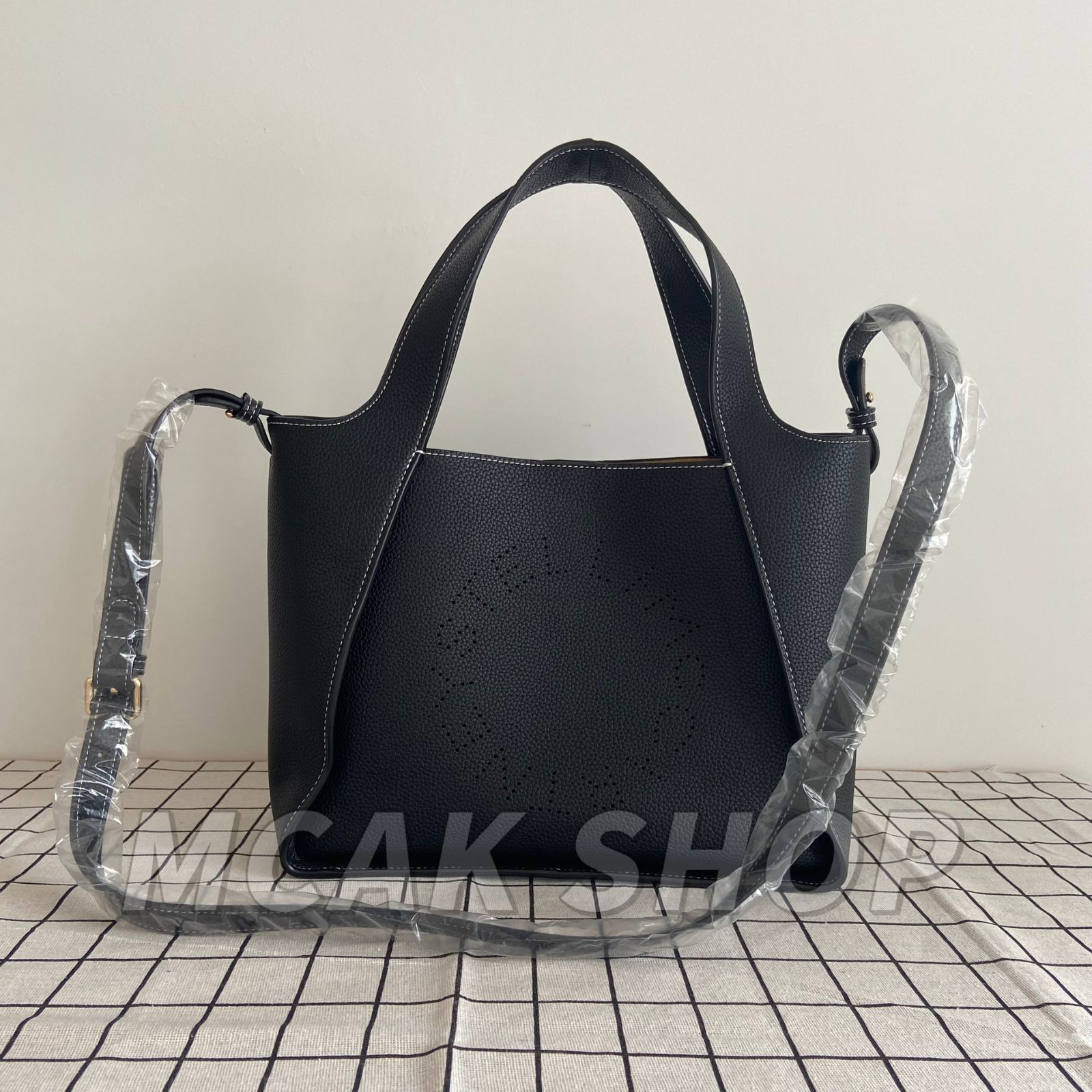 美品 Stella McCartney LOGO ステラマッカートニー ファッション レディース バッグ ロゴ クロスボディバッグ ショルダーバッグ  ハンドバッグ トートバッグ ブラック 2WAY - メルカリ