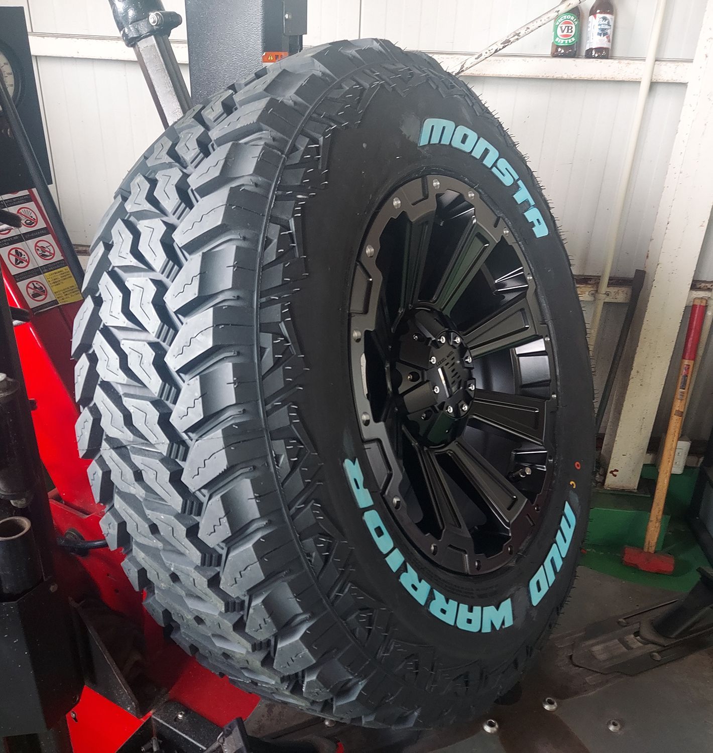 プラド ハイラックス FJ H3 タイヤホイールセット 17インチ DeathRock MONSTA マッドテレン 265/65R17  265/70R17 - メルカリ