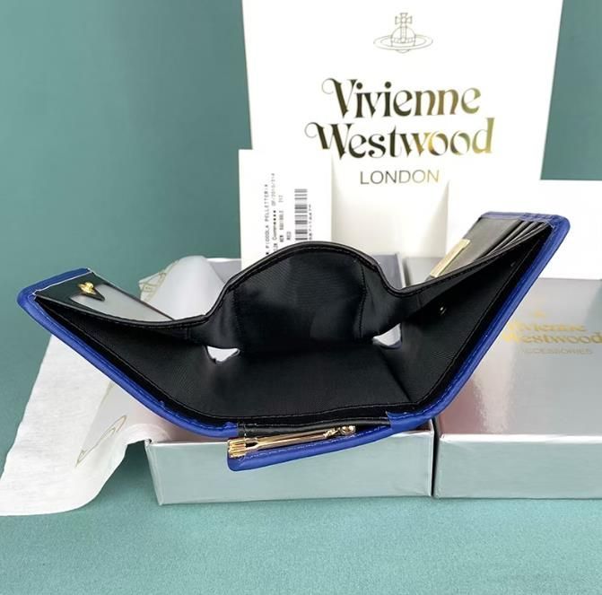新品 ヴィヴィアンウエストウッド 三つ折り財布 Vivienne Westwood