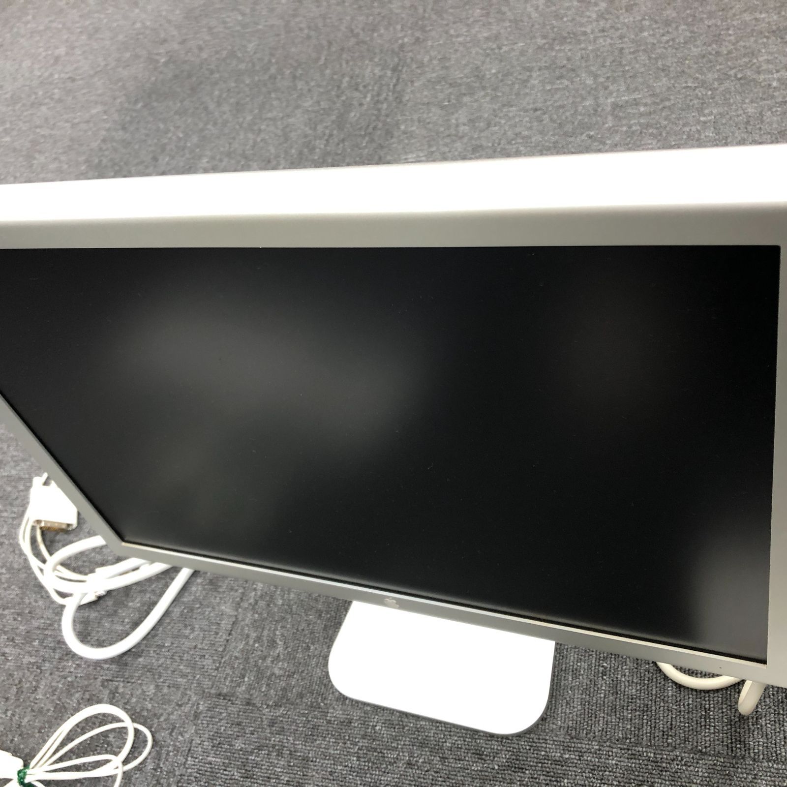 ■　Apple Cinema Display A1081 20インチ + appleキーボード A1243　管理番号：MER-024