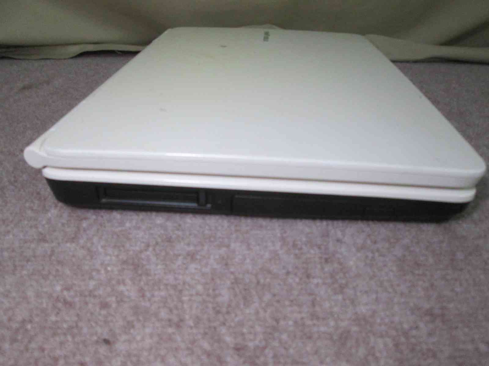 ○ジャンク品FUJITSU 動作品ですがジャンクで FMV-BIBLO NF/G40 FMV-BIBLO