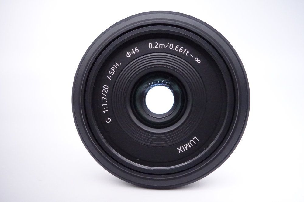 ★大人気★ LUMIX 単焦点レンズ　20mm パンケーキ　H-H020 Amazon.co.jp: パナソニック 単焦点 広角パンケーキレンズ