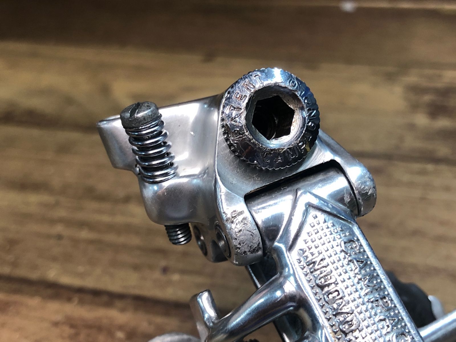 II563 カンパニョーロ CAMPAGNOLO ヌーボレコード NUOVO RECORD リア