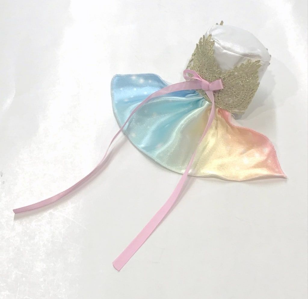 ピンク