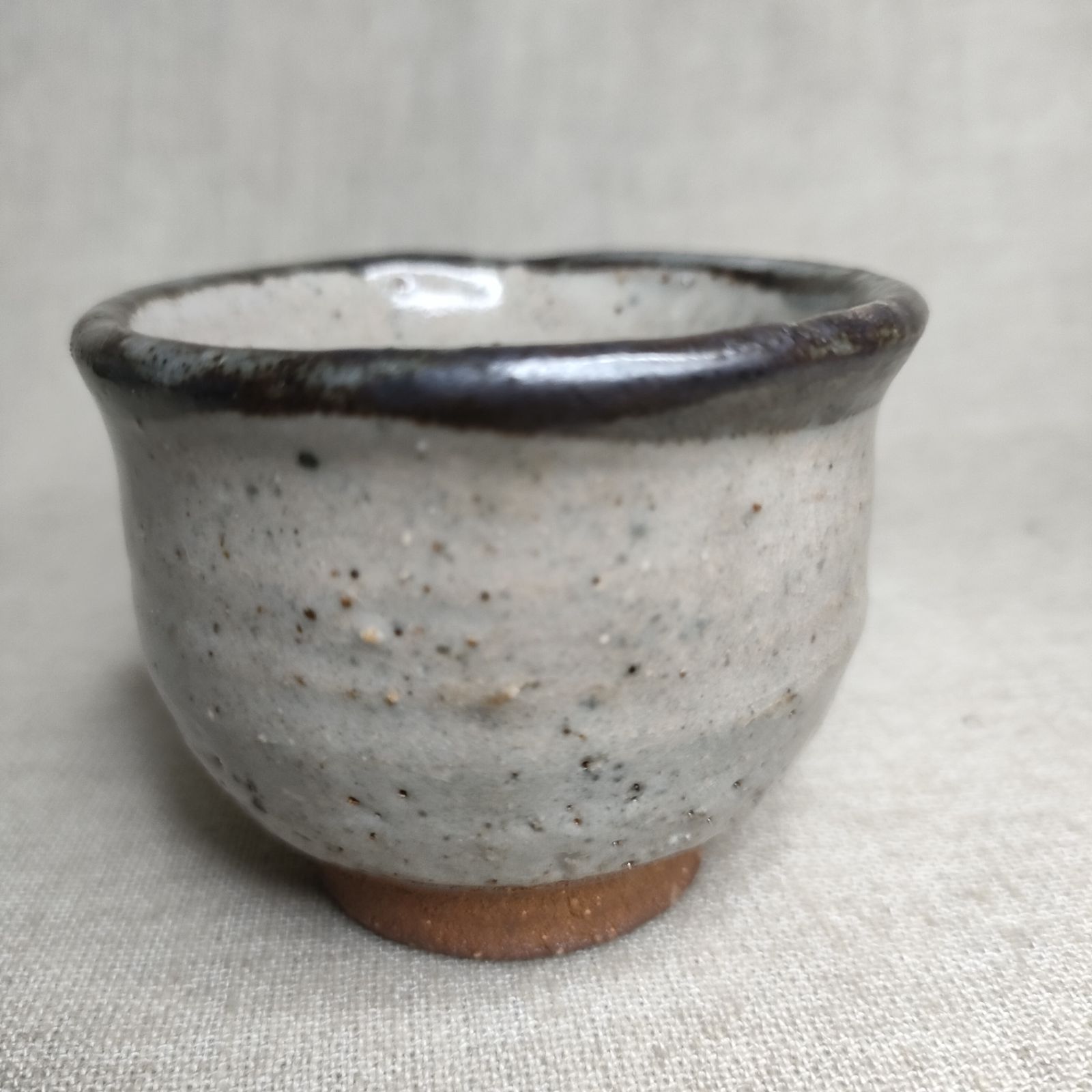 絵唐津酒杯ぐい呑　皮鯨 唐津皮鯨ぐい呑（丸田宗彦）Karatsu Sake Cup（Munehiko Maruta