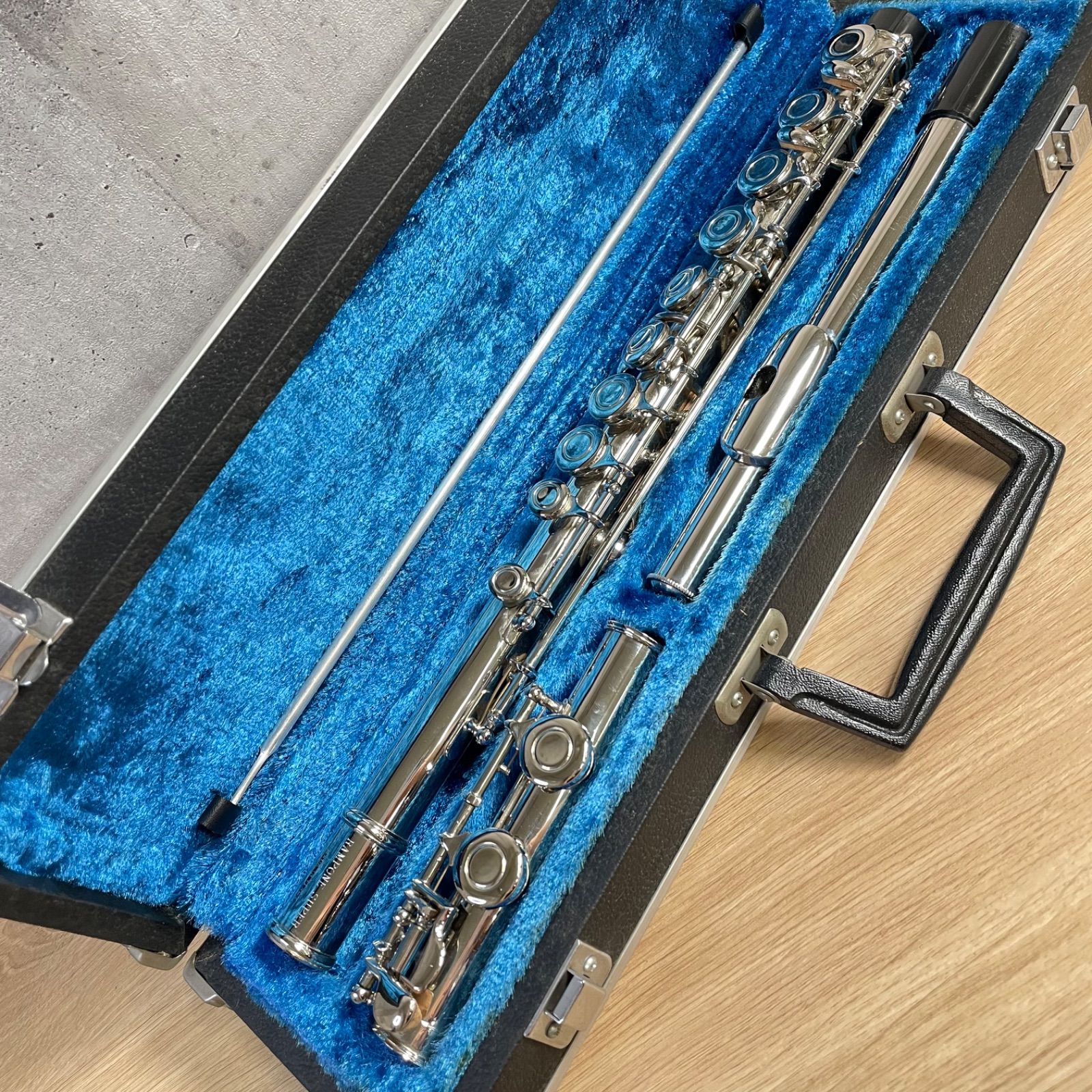 ★【Rampone Superランポネ・スーパー製フルート】★ハ－ドケ－ス付き★ ☆【Rampone Superランポネ・スーパー製フルート】☆ハ－ドケ－ス付き☆