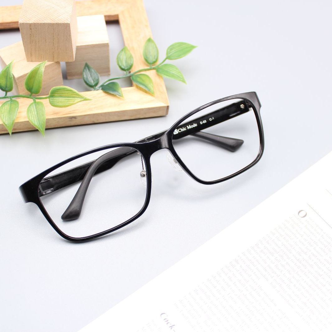 黒のプラスチックフレーム老眼鏡 スペシャルプライス]厚みと丸みが特有のプラスチックフレーム/CLASSIC