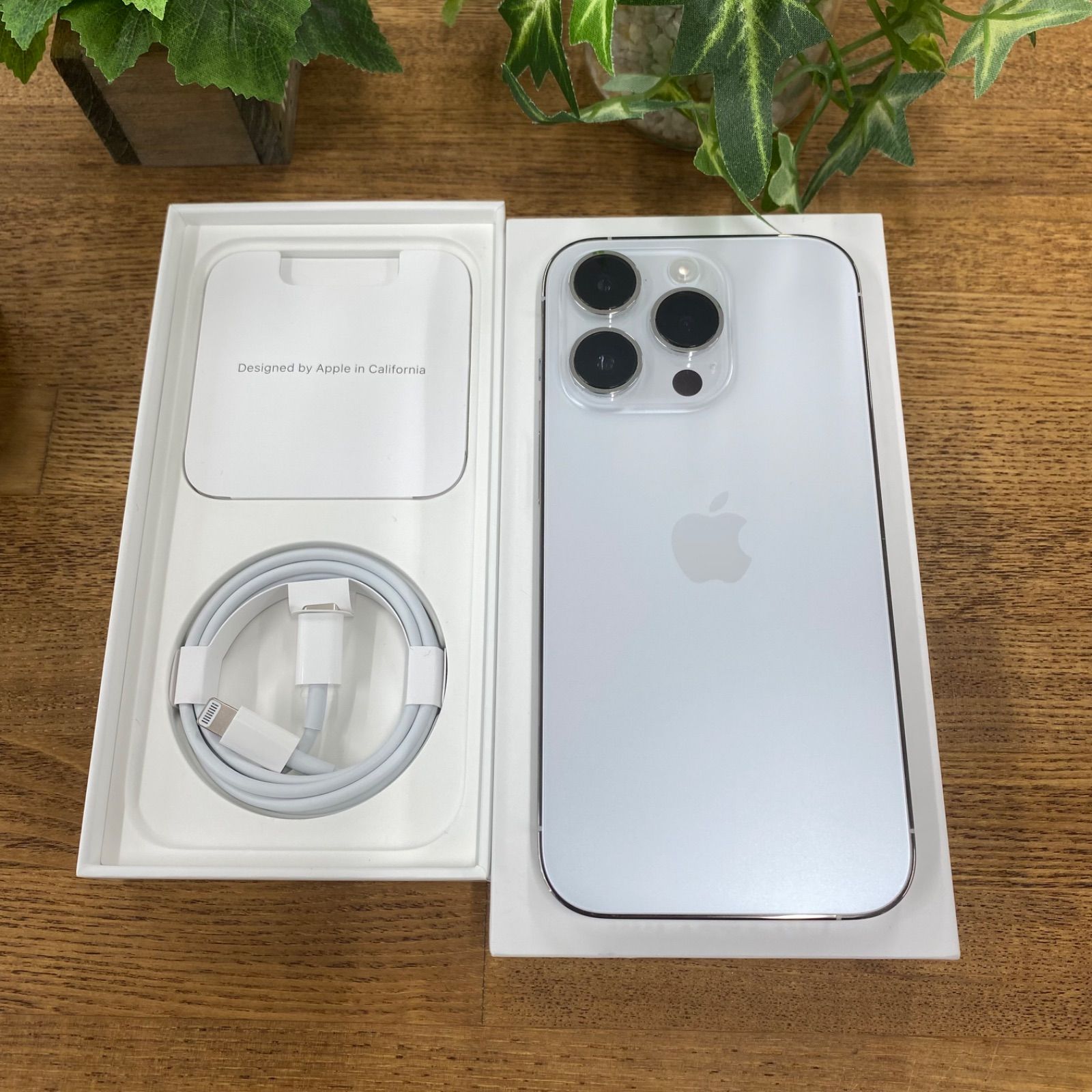 中古 iPhone 14Pro 128GB シルバーSIMフリー送料無料 - メルカリ