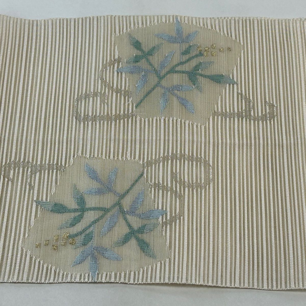 草花 流水