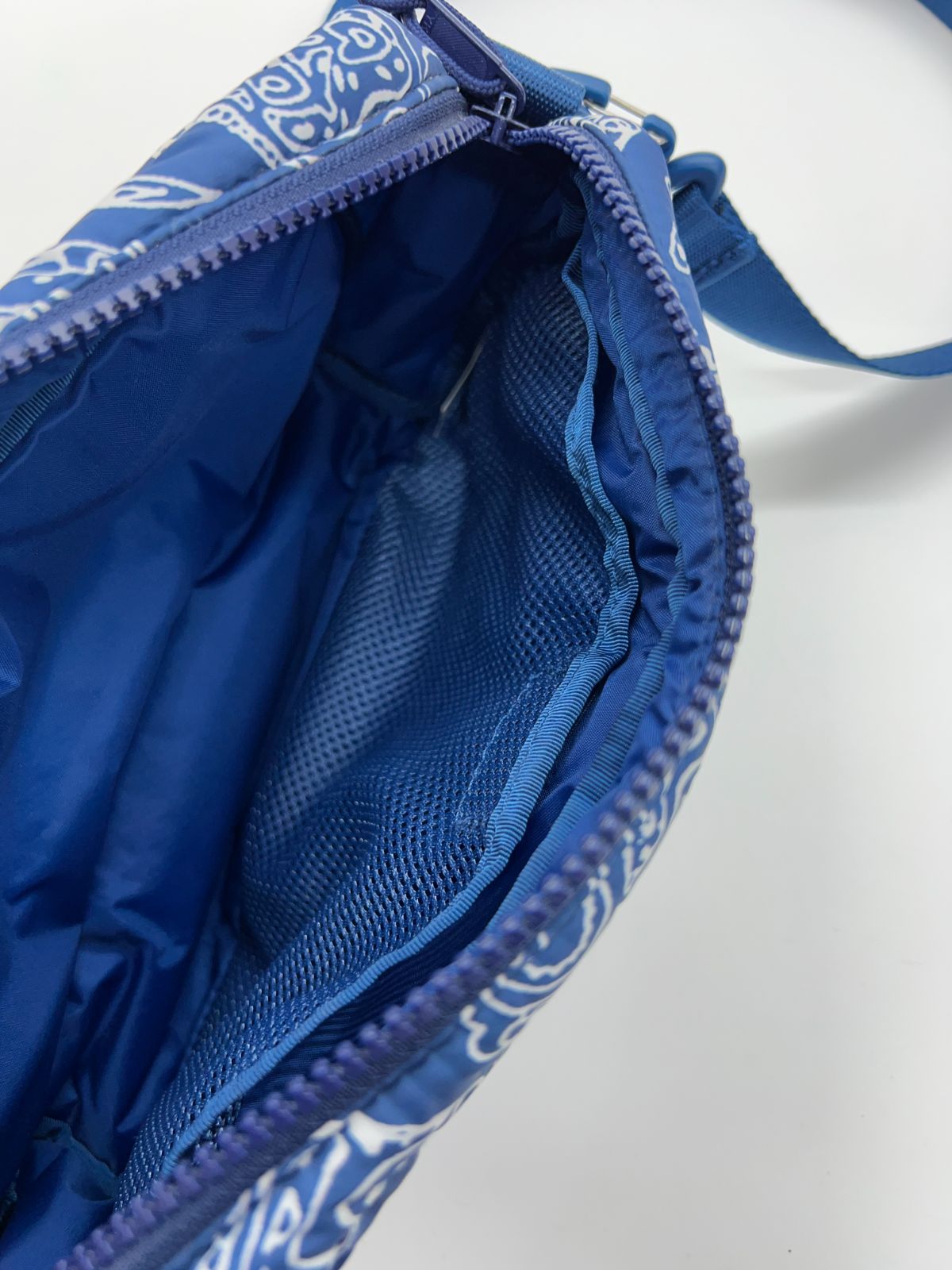 Supreme バンダナ柄 ボディバッグ ネイビー　シュプリーム 楽天市場】supreme bandana tarp side bagの通販
