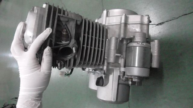 CBF125T LALPJJN25P3104xxx の エンジン 新大洲本田 1759199122 BRIGHTFACE_UK