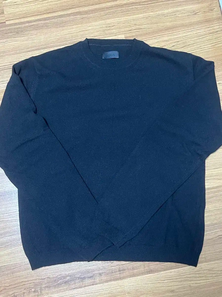 MUDULE ニット ブラック カジュアルシャツ 数量限定