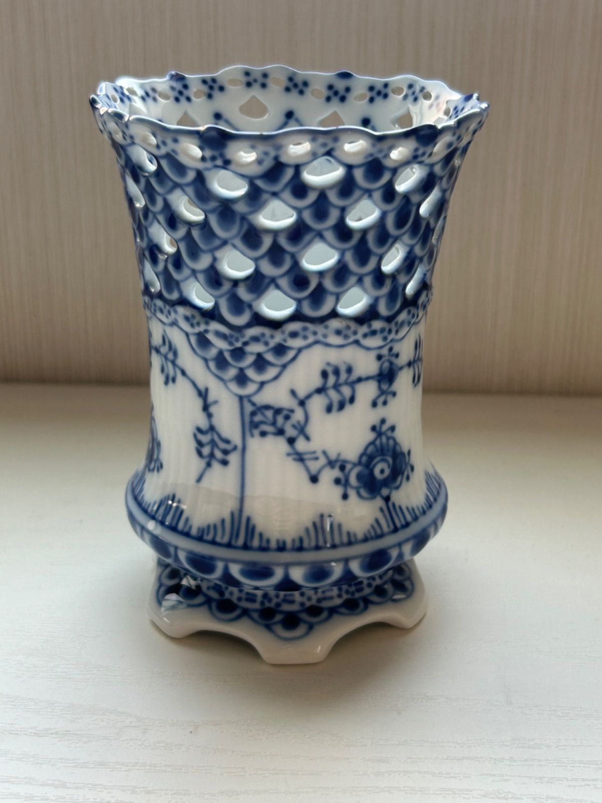 ロイヤルコペンハーゲン ブルーフルーテッド フルレース フラワー