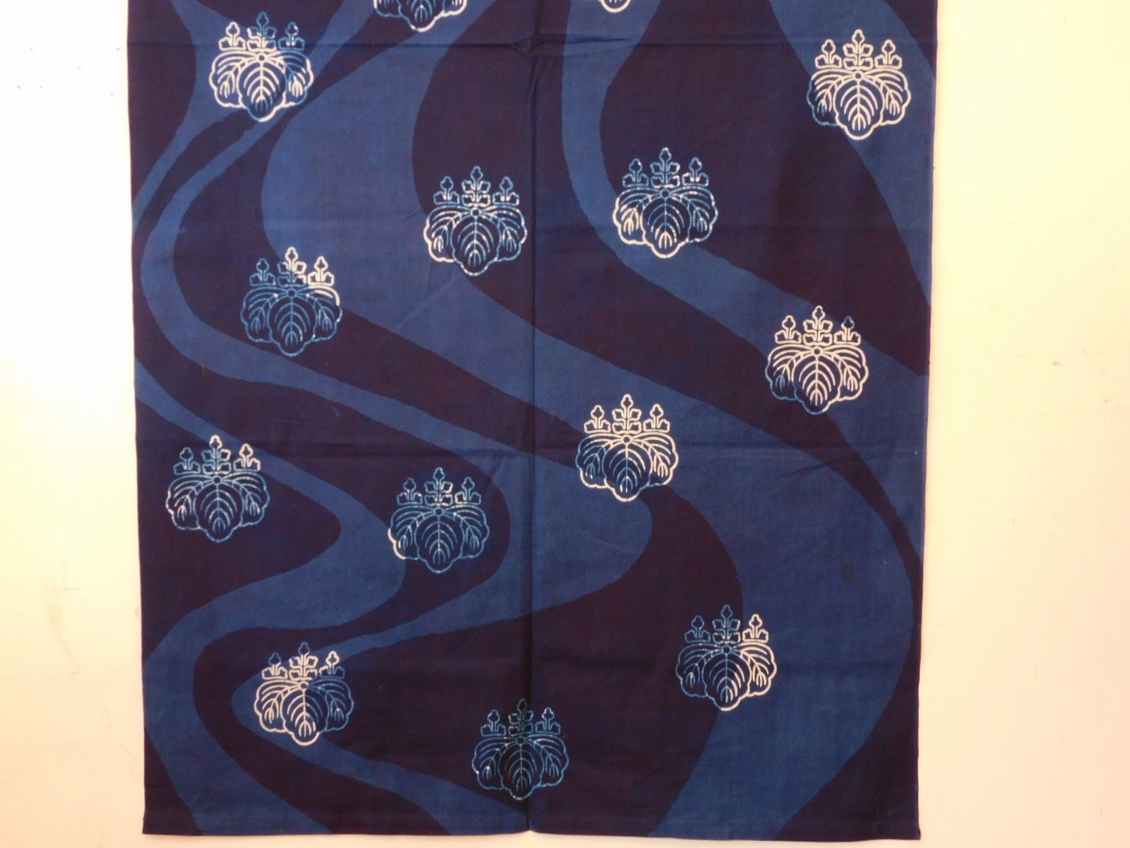 型染め のれん 五三の桐 M-00517/ のれん 暖簾 木綿 藍染 民芸 のれん 家紋