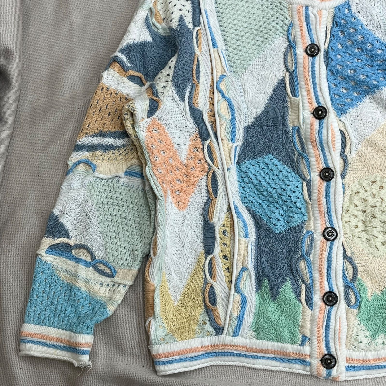 coogi 3D マルチカラーカーディガン　オーストラリア製 COOGI 3D コットン カーディガン XS マルチカラー パステル