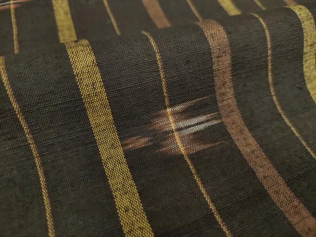 平和屋着物○国指定重要無形文化財 本場久米島紬 手織 トゥイグヮー