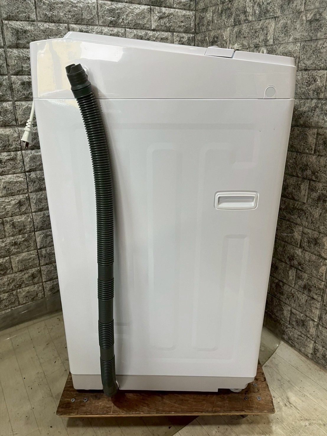 NT60L1WH S-741