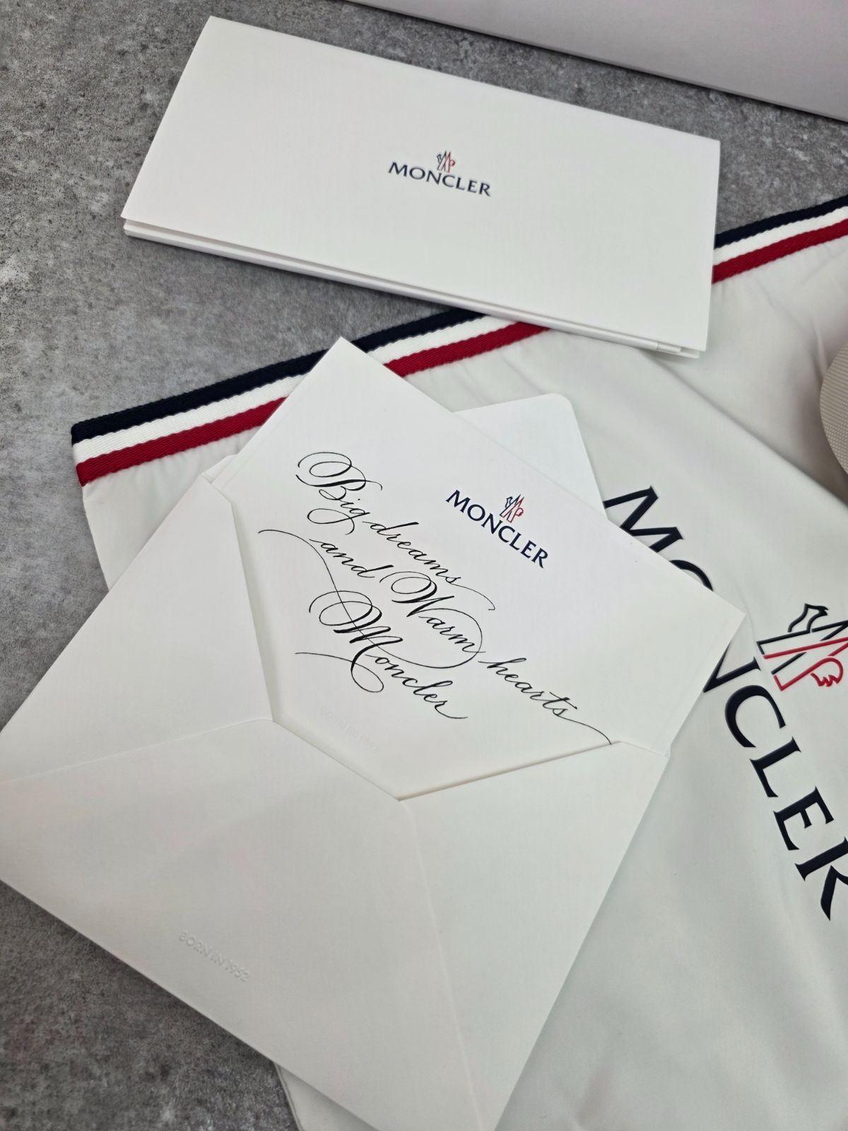 モンクレールフラットシューズ 発売中｜Moncler x Salehe Bembury 