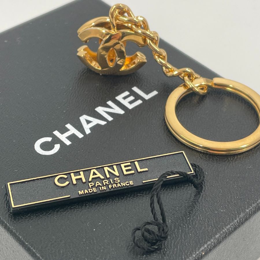 CHANEL シャネル ココ チャーム ゴールド キーホルダー 刻印97A注意事項 - www.danielsousa.com.br