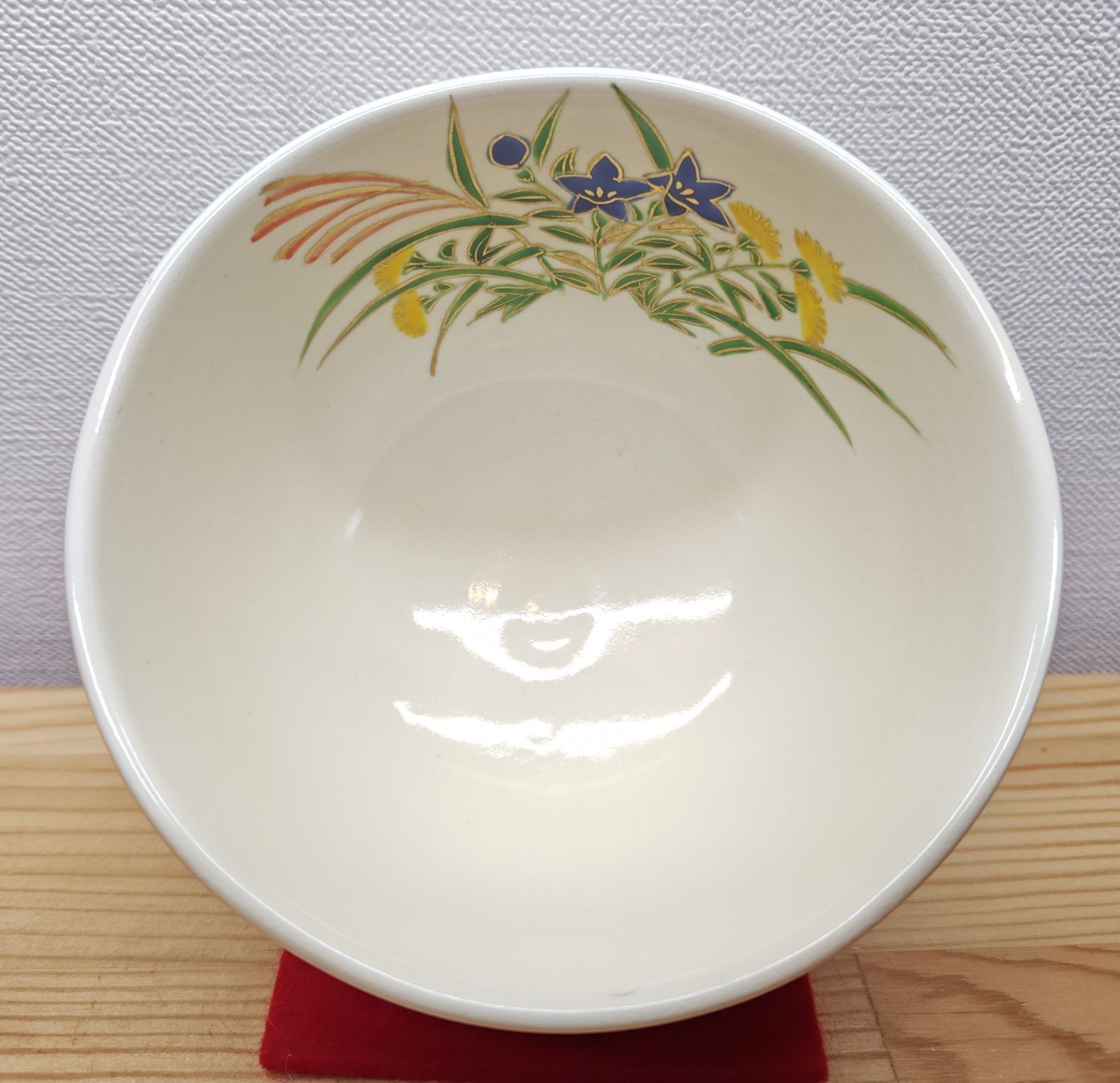 送料込【逢絢亭・新品】茶道具 茶碗 京焼 粉引 橙の図 陣内窯 紙箱入り 逢絢亭・新品】茶道具 茶碗 京焼 仁清 秋草の図 壱休窯 共箱入り