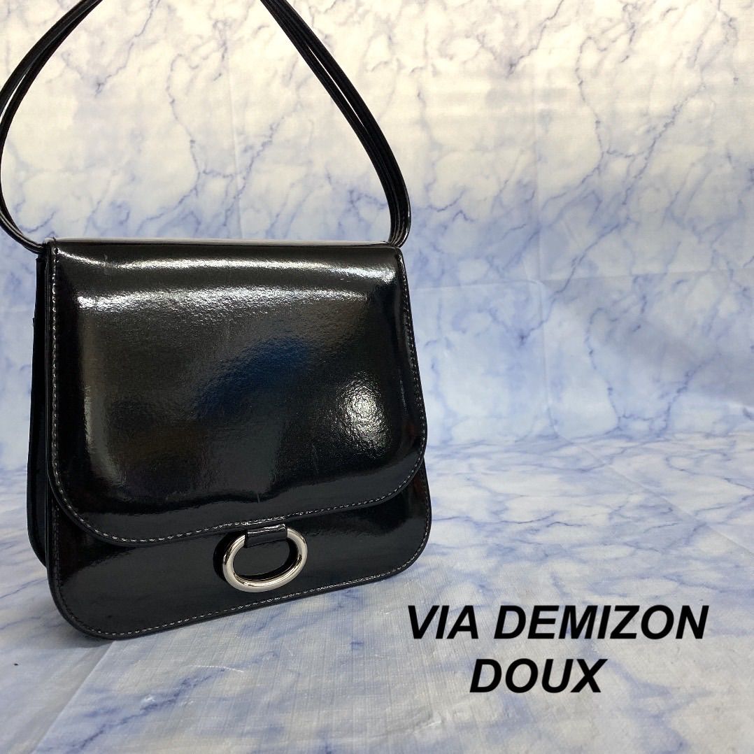 VIA DEMIZON DOUX バック - ショルダーバッグ