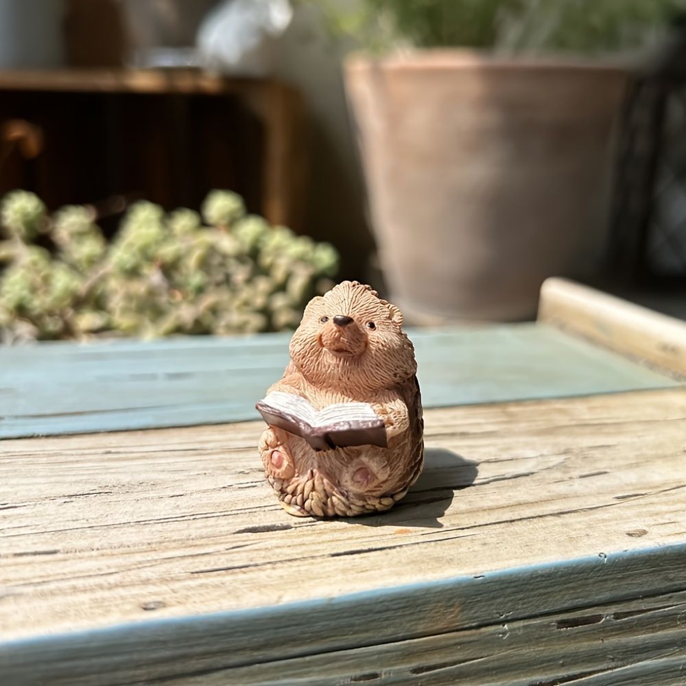 【︎】かわいいミニチュアのハリネズミの置物3点 かわいいミニチュアのハリネズミの置物3点 ハリネズミ きのこ オブジェ