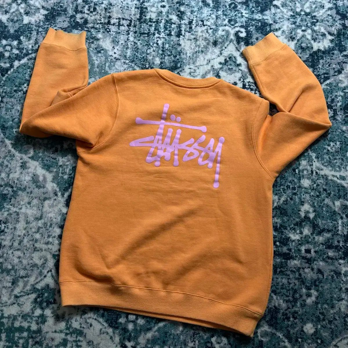 Stussy オレンジ スウェット Mサイズ 90's STUSSY オレンジ クルーネック スウェット - メルカリ