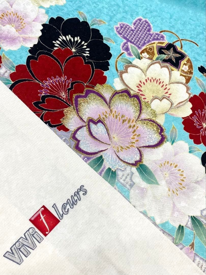 ファッション誌振袖 vivi 銀通し 金彩 刺繍 身丈169cm 撥水加工済