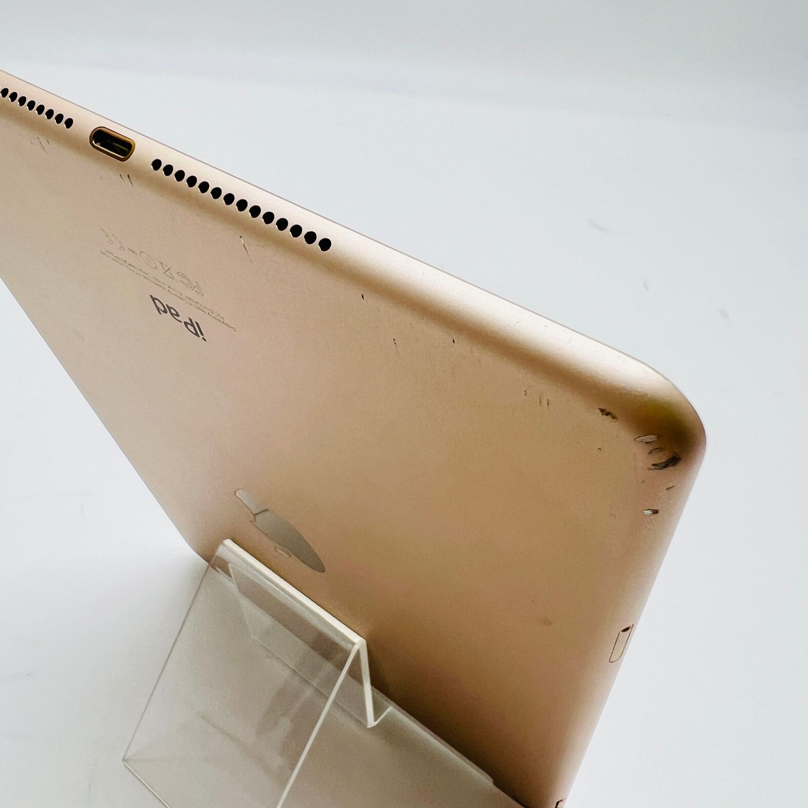 iPad Air2 16GB ゴールド Wi-Fi/cellularタイプ ipad air2 ゴールド