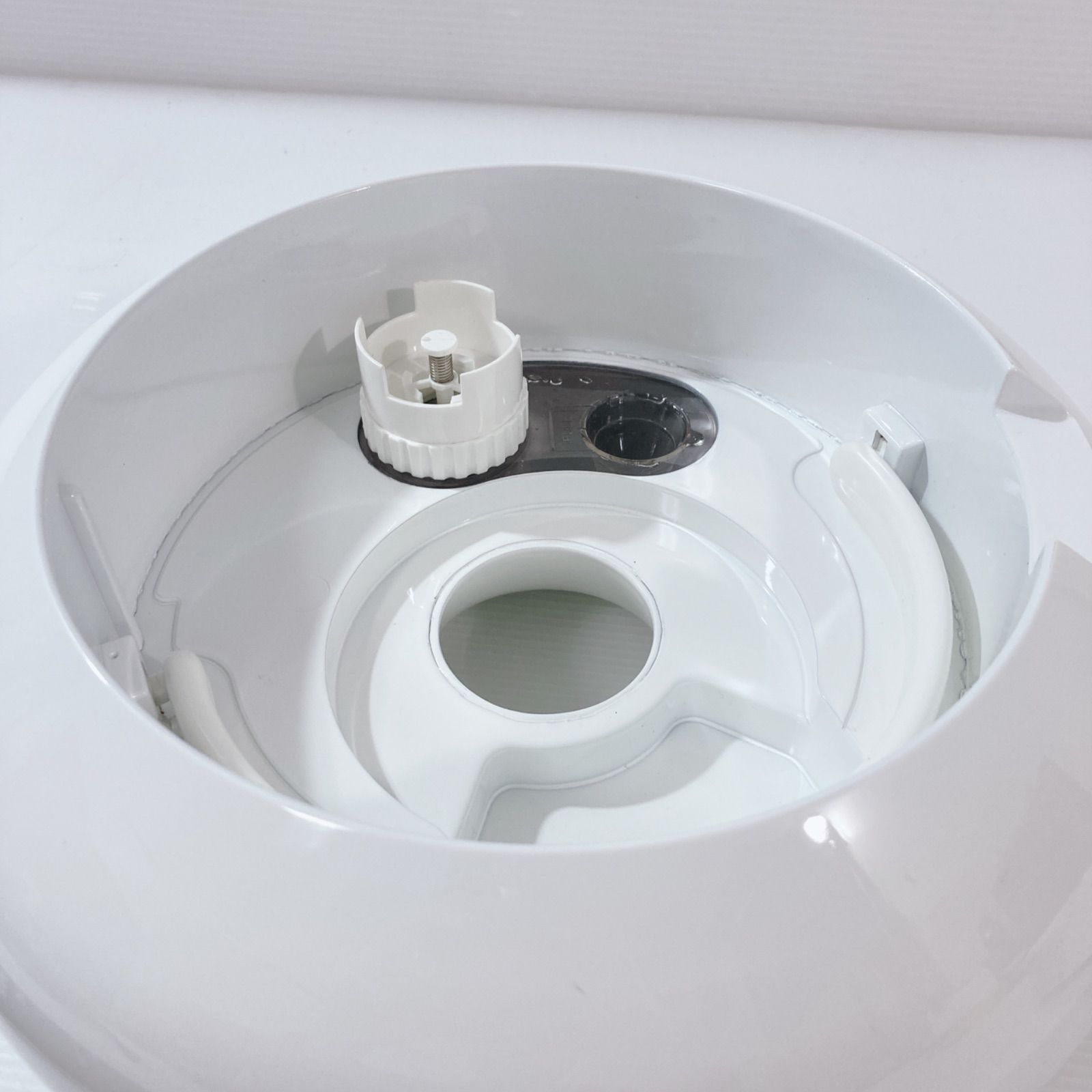 新品未使用 加湿器 プラスマイナスゼロ XQK-Q030 Ver.3 MoMA プラスマイナスゼロ ±0 加湿器 Ver.3 XQK-Q030 ドーナツ型 Humidifier