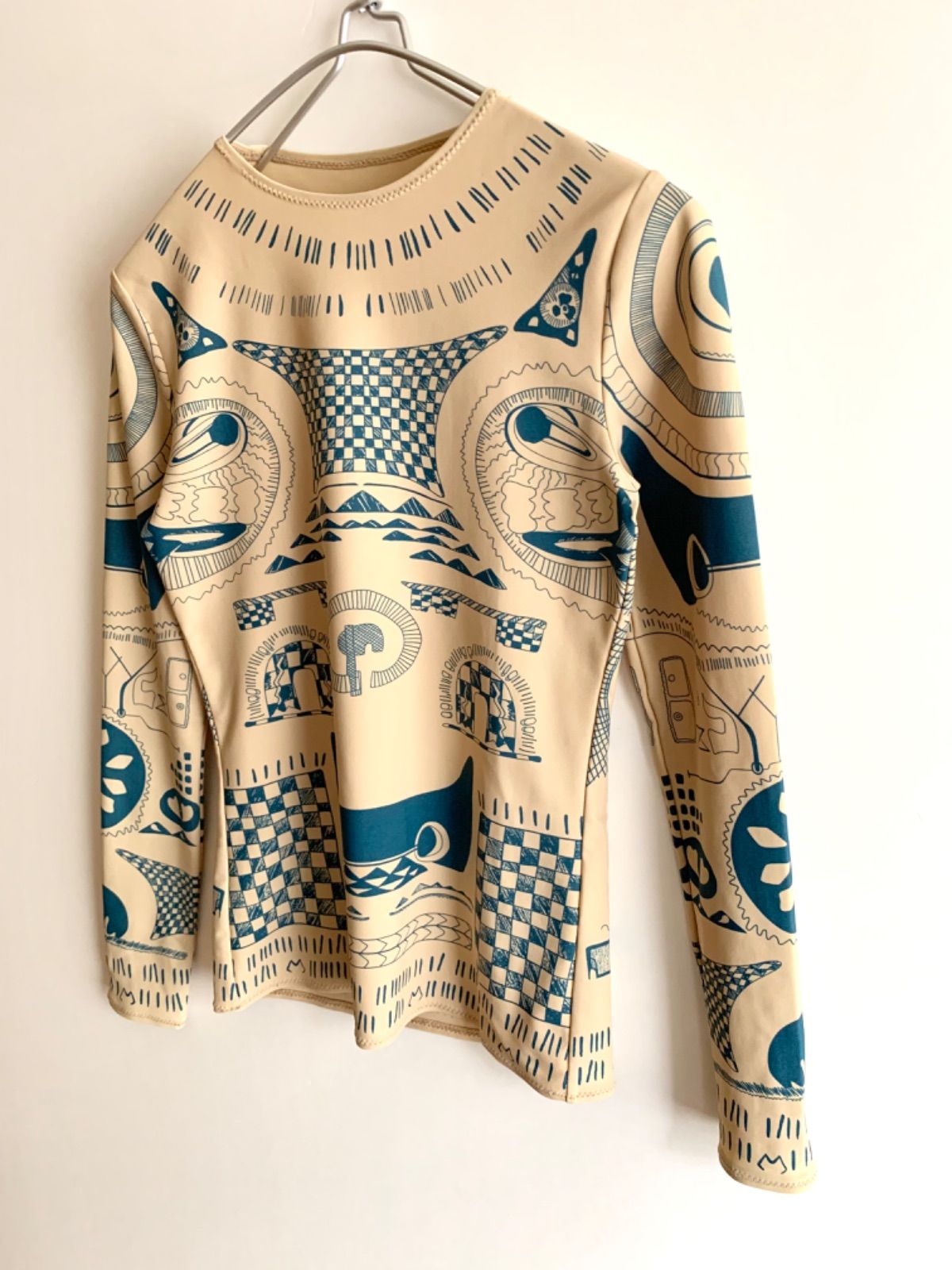 マルタンマルジェラ  トップス タトゥー マルタンマルジェラ H&M トップス タトゥー - メルカリ