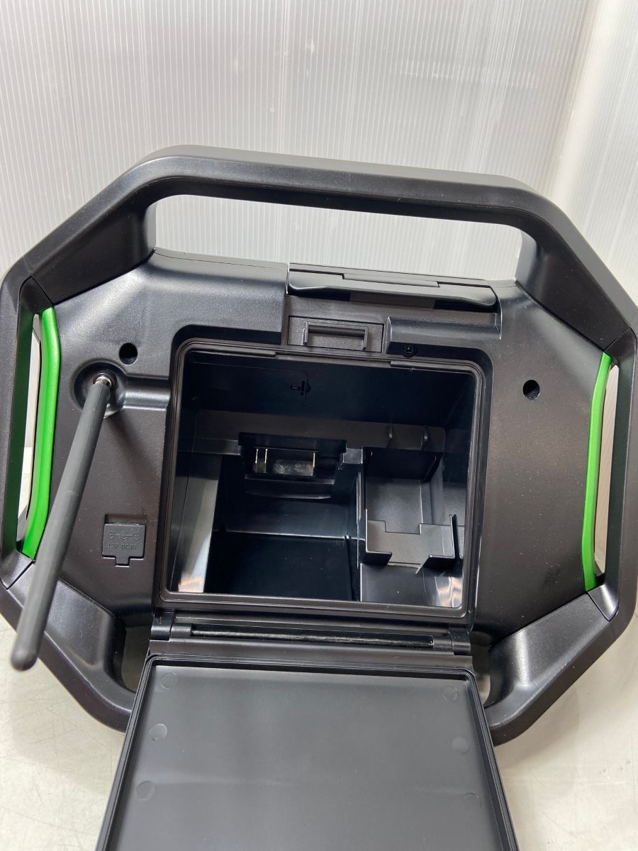 ΦΦHITACHI 日立 14.4/18V コードレスラジオ UR 18DSAL ブラック×グリーン ΦΦ HITACHI 日立 14.4/18V コードレスラジオ UR 18DSAL ブラック