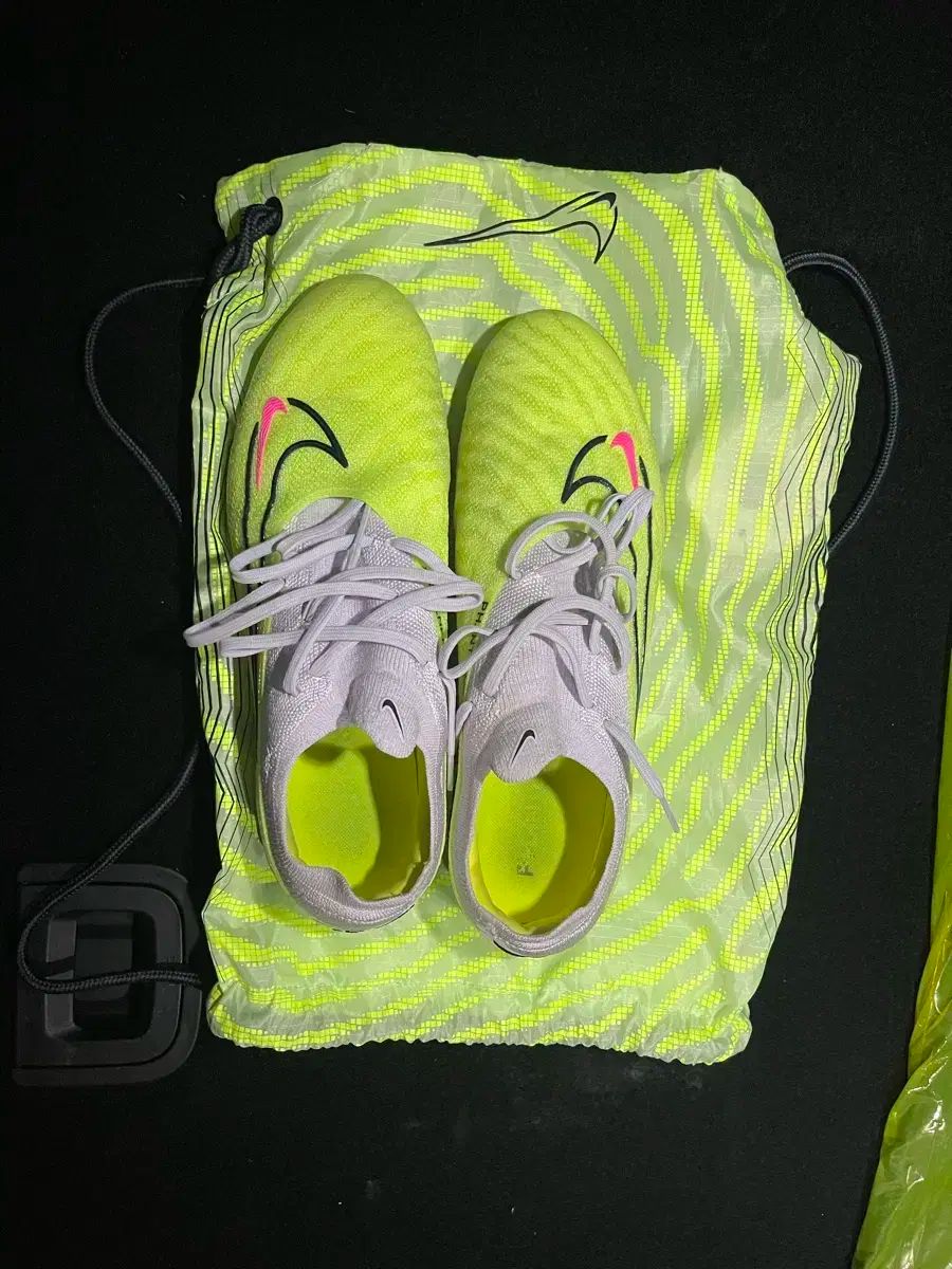 NIKE ナイキ