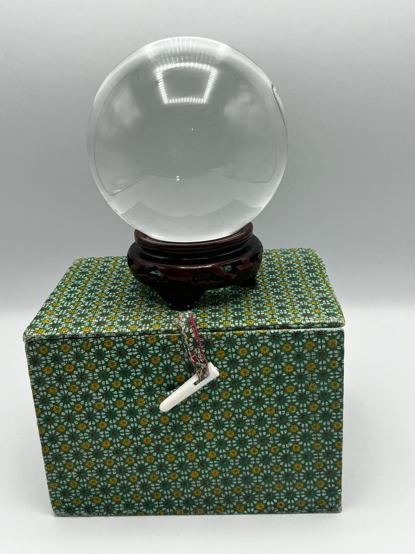 24h以内発送・鑑定書付】引き寄せの力を秘めたジャンボ透明水晶玉