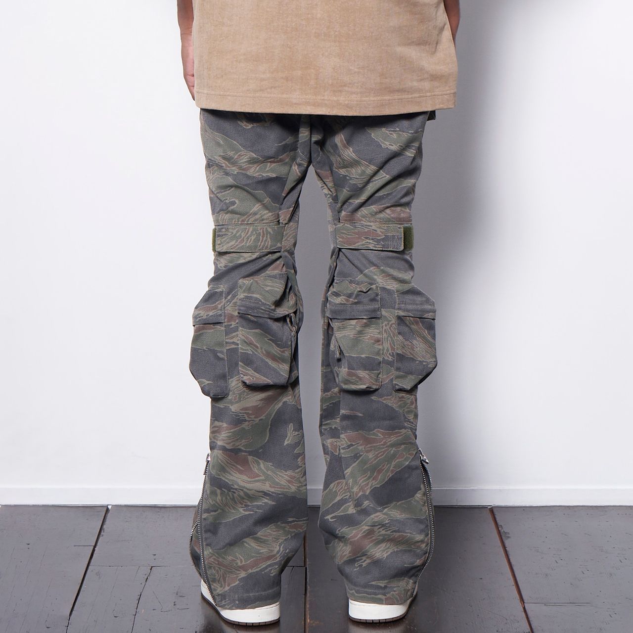 MLVINCE メルヴィンス タイガーカモ カーゴパンツ MLVINCE メルヴィンス MERCENARY TACTICAL CARGO PANTS TIGER