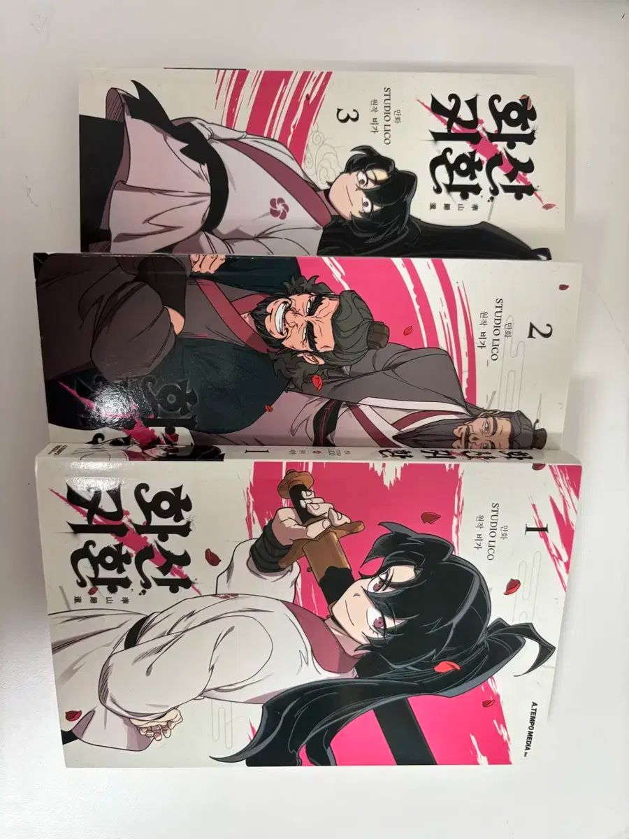 華山帰還 漫画 マンガ 1 3 巻 セット GWは「LINEマンガ」で『華山帰還』を