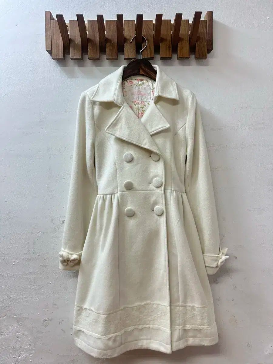 激 LIZ LISA リズリサ 姫ギャル リボン ディテール ダブルボタン レースコート