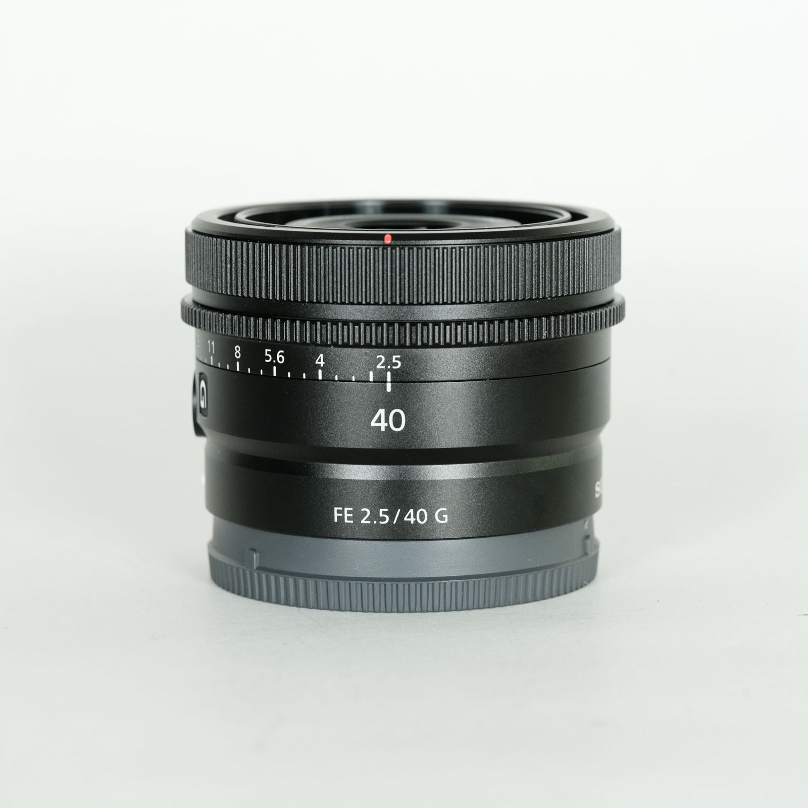 美品】角形フードつき！SONY Eマウント Gレンズ 40mm f2.5 新製品